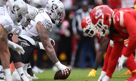 2024 NFL schedule leak: Raiders at Chiefs Friday。